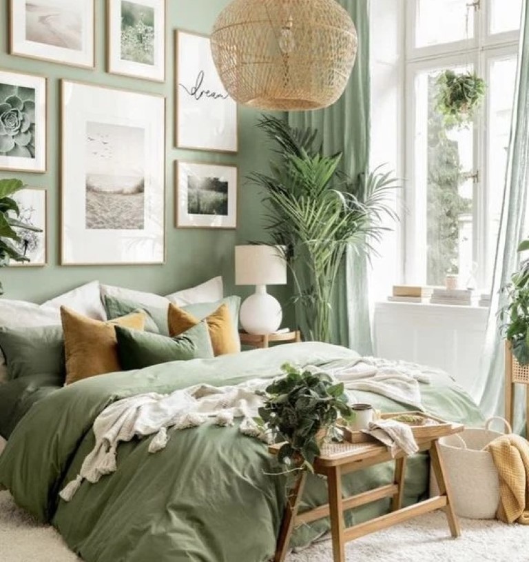 Une décoration de chambre très nature en vert sauge