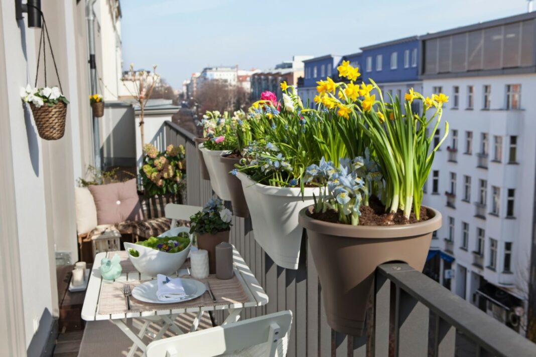 Aménager un beau balcon étroit