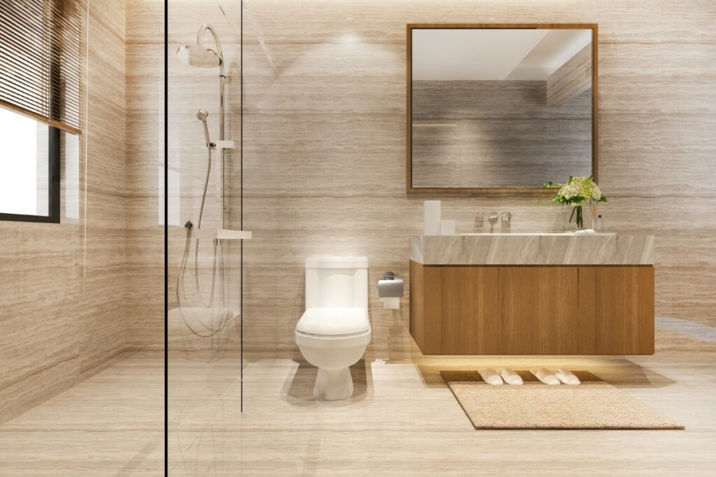 Ambiance zen et épurée dans une salle de bain marbre et bois